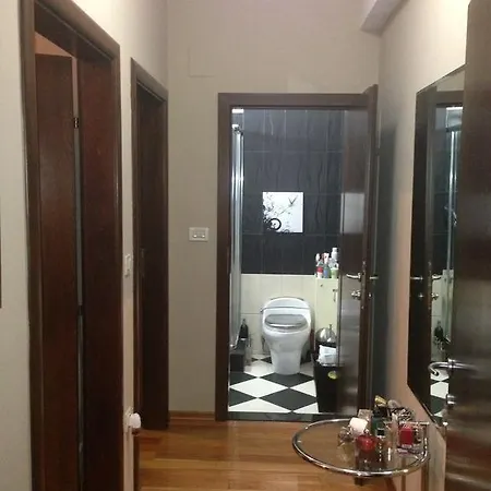 Apartment 54 Hristo Smirnenski *
